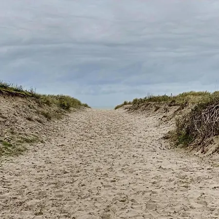 Lägenhet In Near Sandy Beaches, Cleaning Included Nieuwpoort
